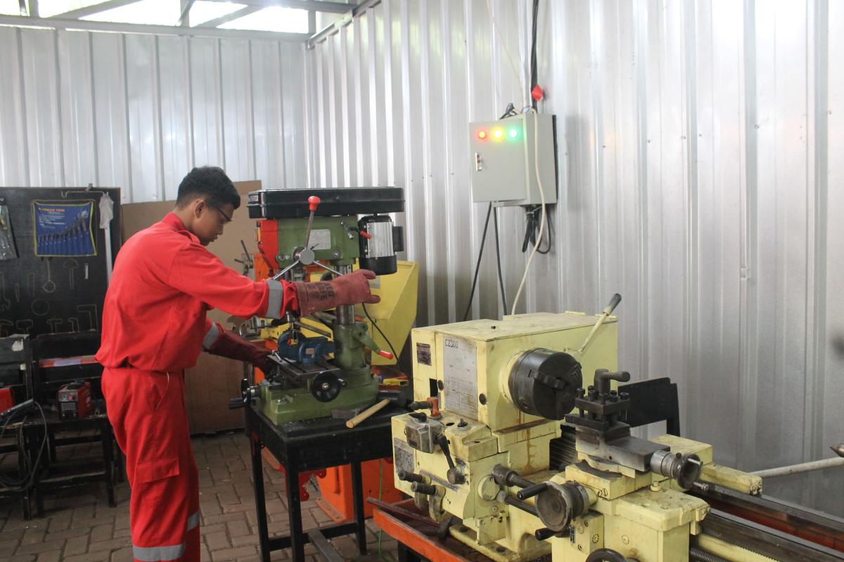 Teknik Mesin Industri